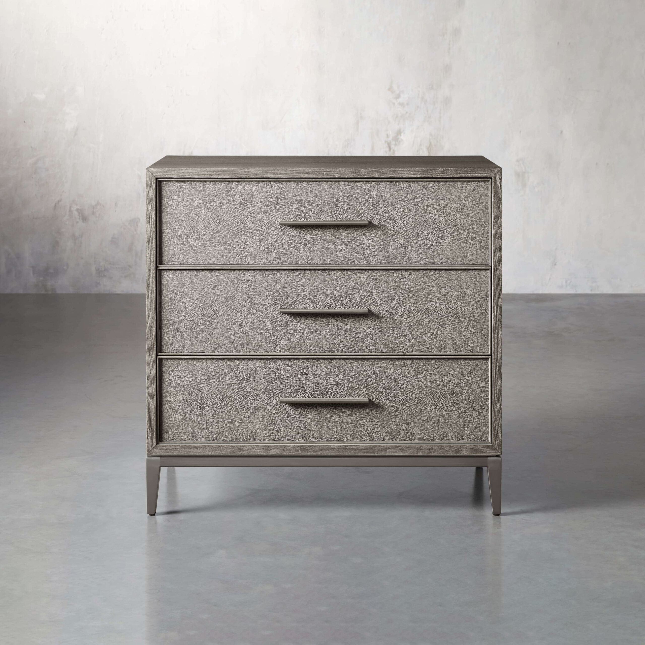 45MALONM3DR_A221220 Malone Three Drawer Chest - Image 1